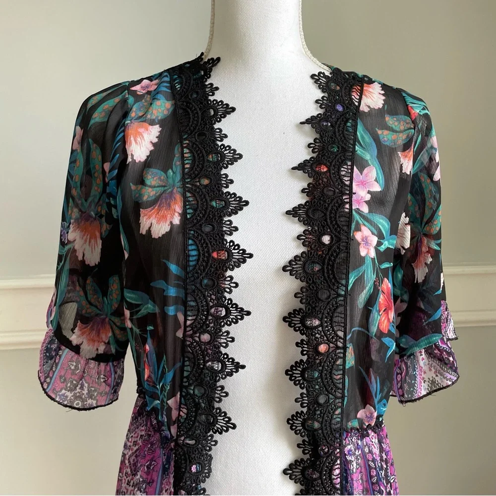 Tru Self Sheer Tropical Floral Kimono Blouse w/ Black Lace Trim – Size Small - Picture 2 of 9